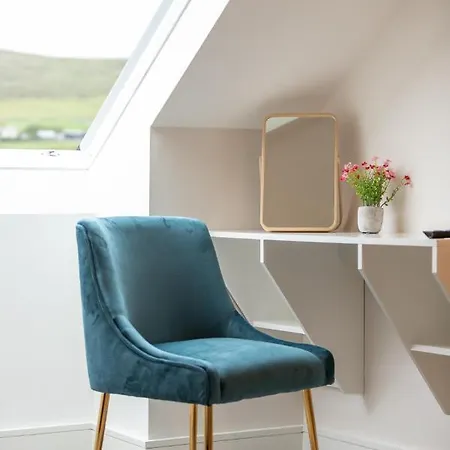 The Hawthorn * Dingle