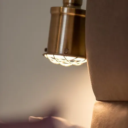 The Hawthorn 招待所