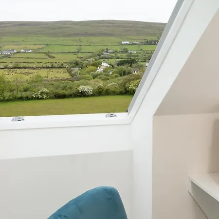 招待所 The Hawthorn 3*