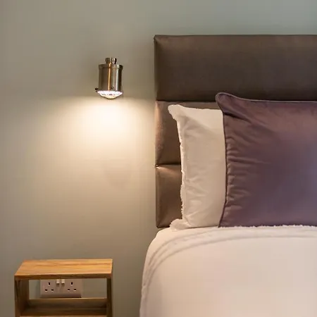 The Hawthorn 招待所